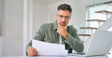 Mobilny banner przedstawiający ofertę pożyczki dla zadłużonych